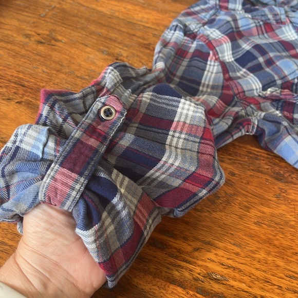 Seven 7 Premium Quality Brand Plaid Womem’s Long Sleeve Button Up Shirt -Size L - Picture 3 of 9